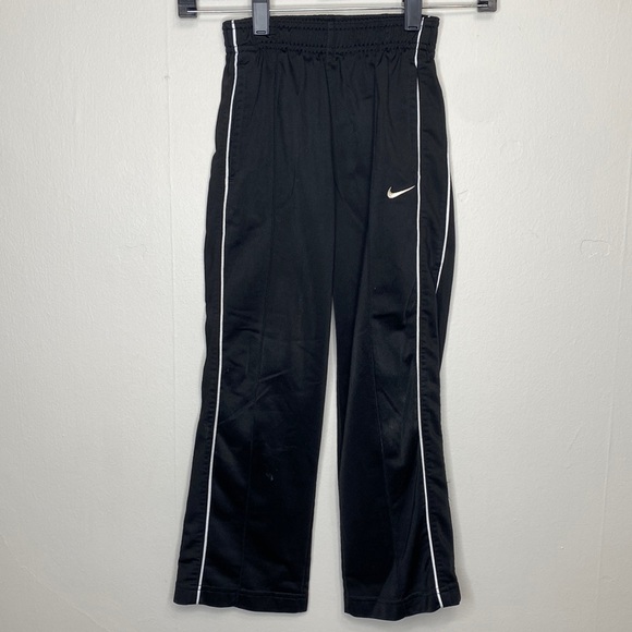Kids Nike Sz 6 black slick sweatpants - Picture 1 of 3
